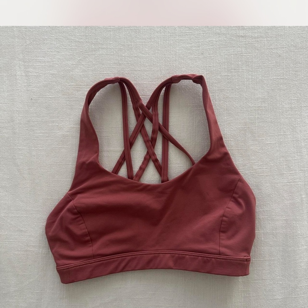 Pink Lululemon sports bra